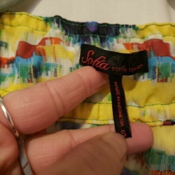 Sofia Womens Sz S Multicolor  Geometric Short Sleeve Blouse - Picture 2 of 8